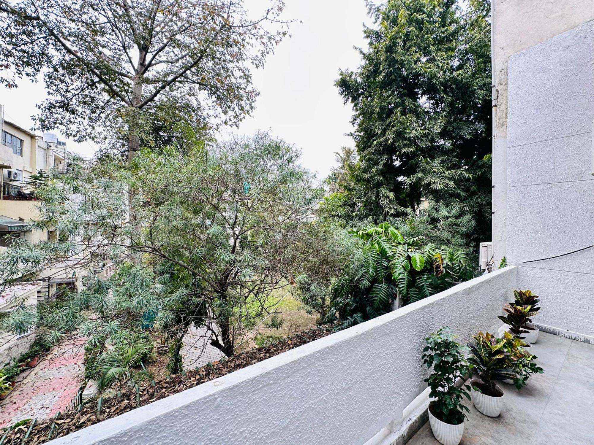 Grove Residency Hauz Khas Couple Friendly Hotel 3*